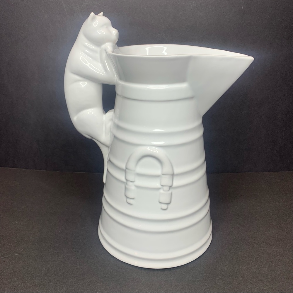 Williams Sonoma White Cat Pitcher Made in Italy